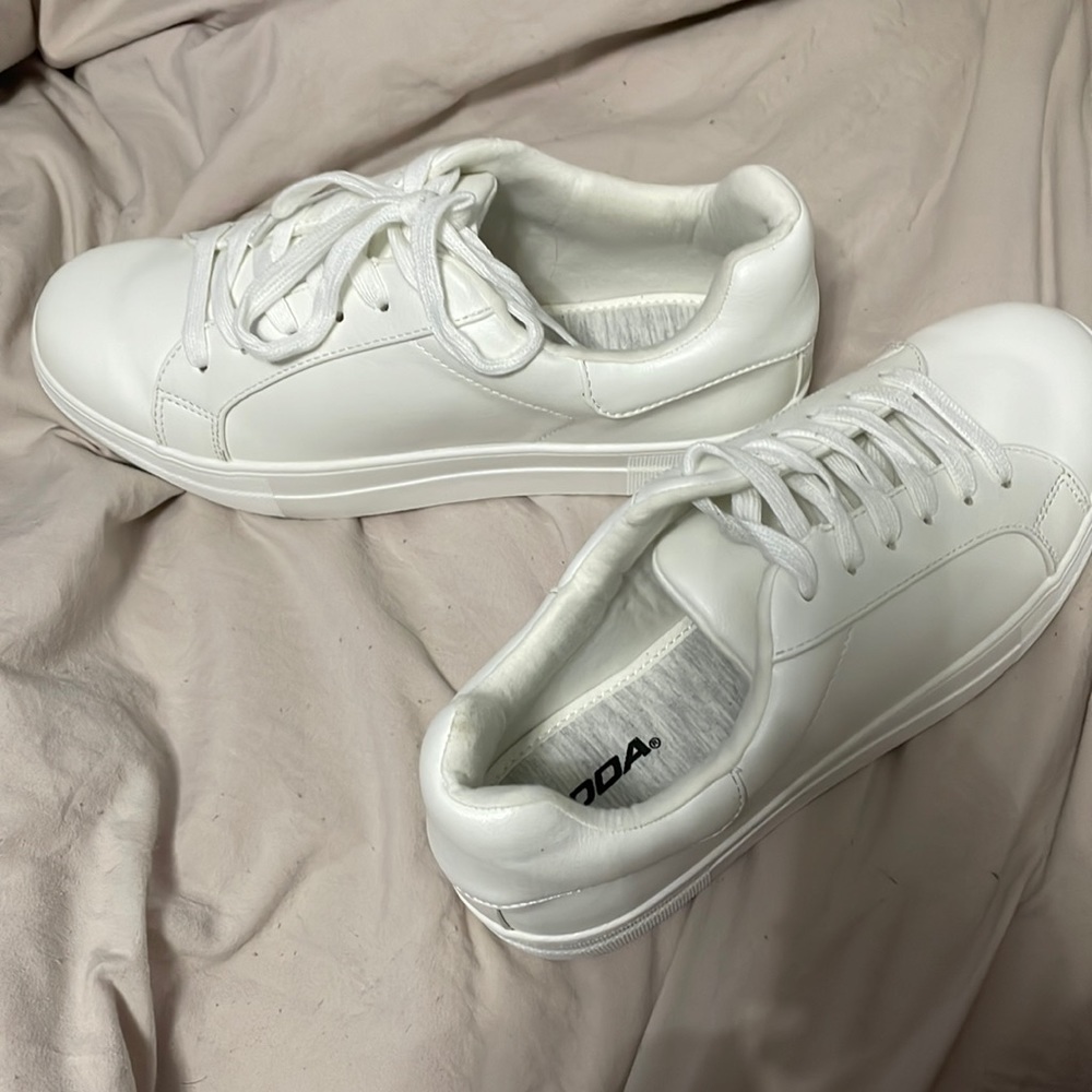 Boutique shoes size 10